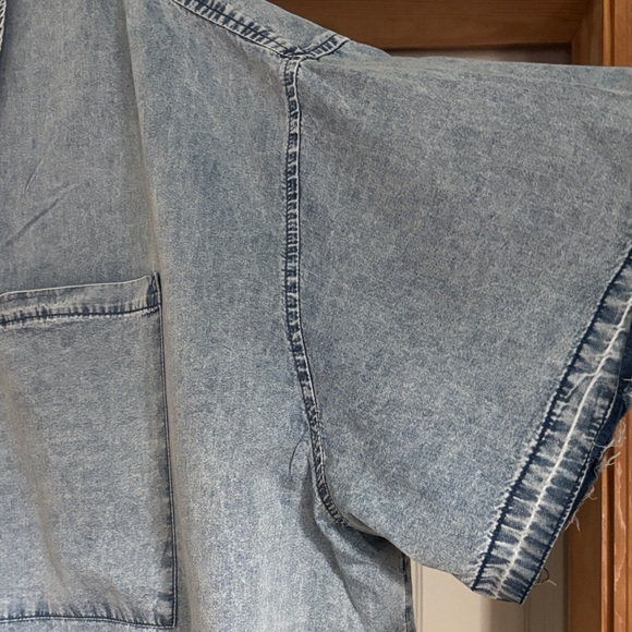 Oversized Light Blue Denim Button-Up Top - Picture 4 of 7